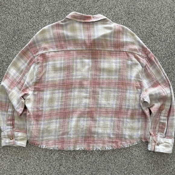 Aeropostale Long Sleeve Plaid Cropped Button Up Shirt Women's‎ Size M Fray Hem - Picture 5 of 6